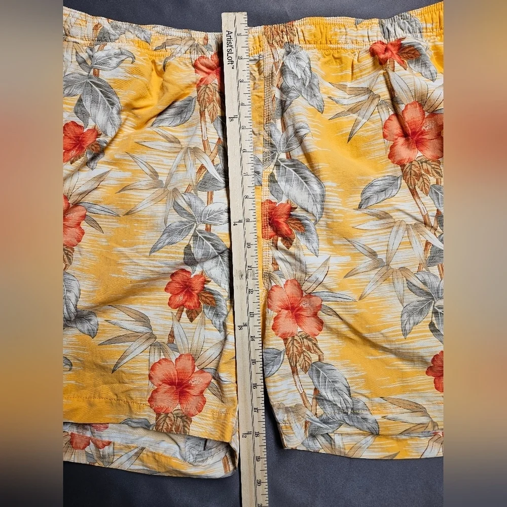Tommy Bahama Swimwear Swim Trunks Orange Floral Size Large Lined Hawaiian Relax